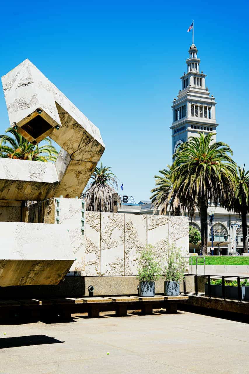 Fountain vertical view