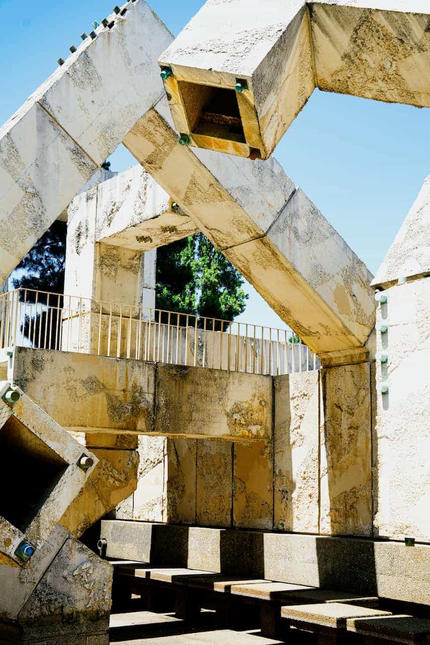 Fountain vertical view